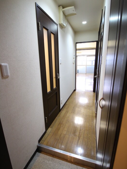 物件内観写真6　(廊下)