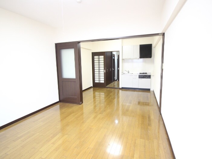 物件内観写真8　(居室)