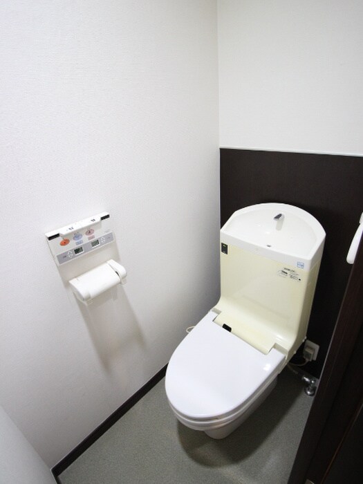 物件内観写真10　(トイレ)