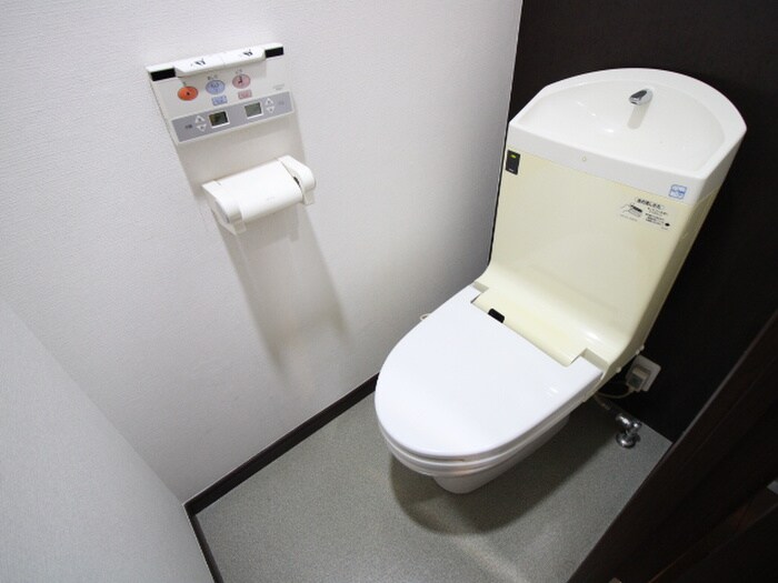 物件内観写真11　(トイレ)