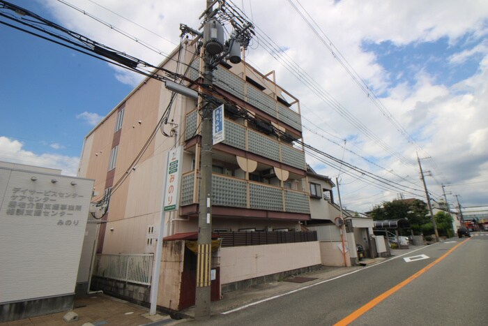 物件外観写真5　(外観写真)