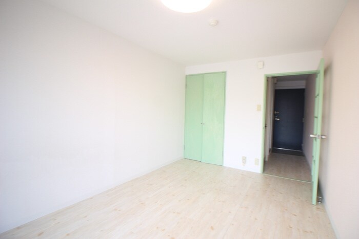 物件内観写真10　(居室)