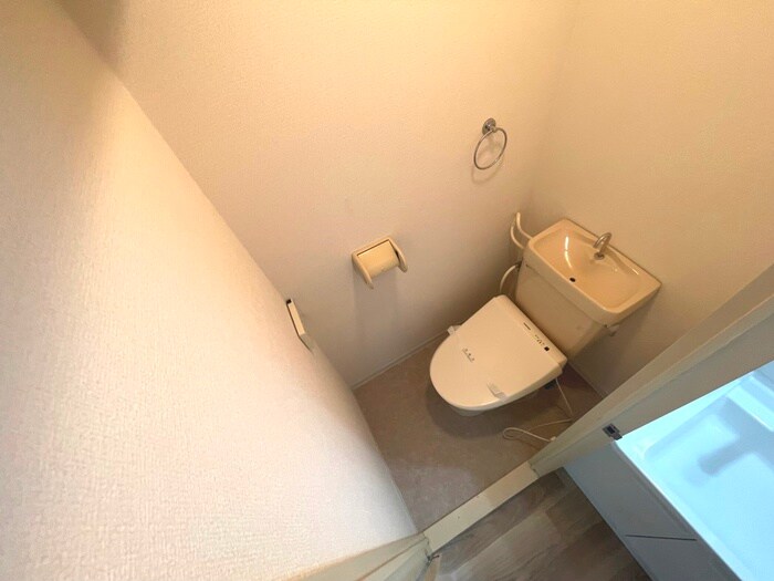 物件内観写真15　(トイレ)