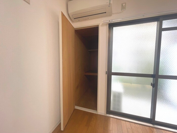 物件内観写真16　(収納)