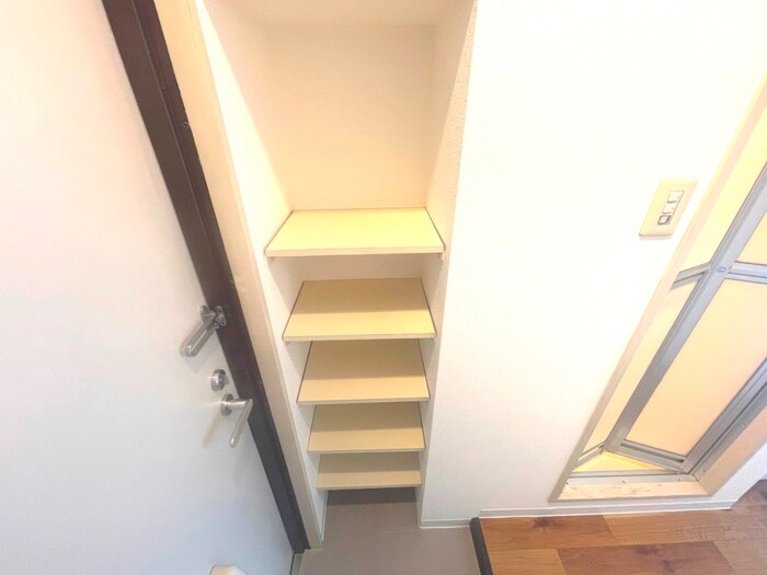 物件内観写真17　(靴箱)