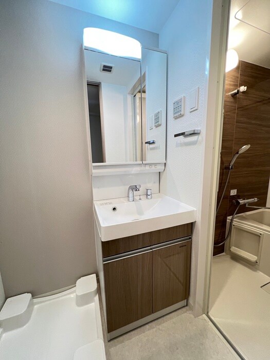 物件内観写真11　(洗面)