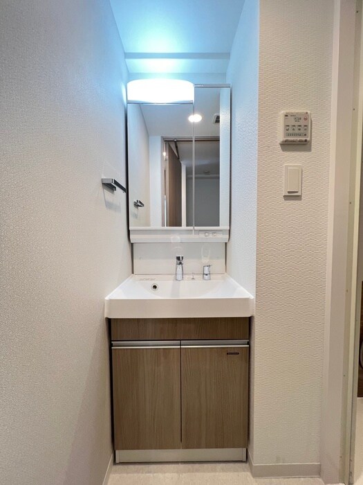 物件内観写真13　(洗面)