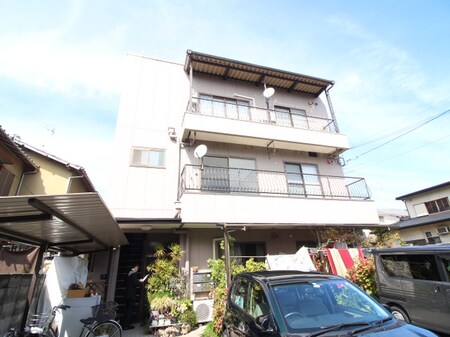酒井マンション外観写真
