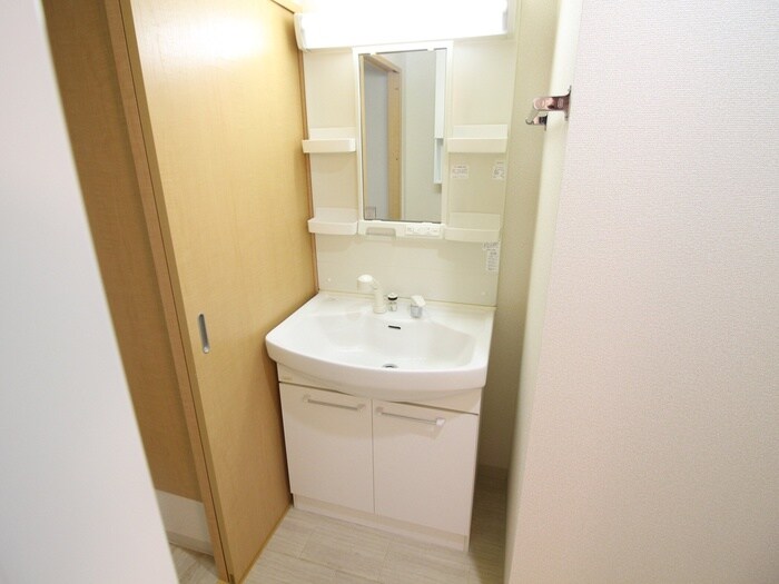 物件内観写真13　(洗面)