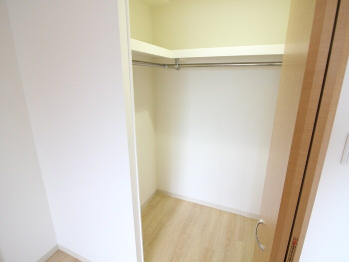 物件内観写真20　(収納)