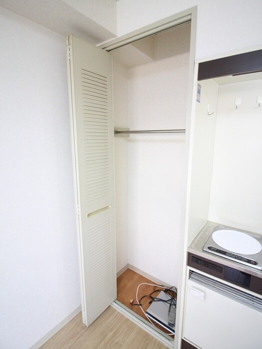 物件内観写真11　(玄関)