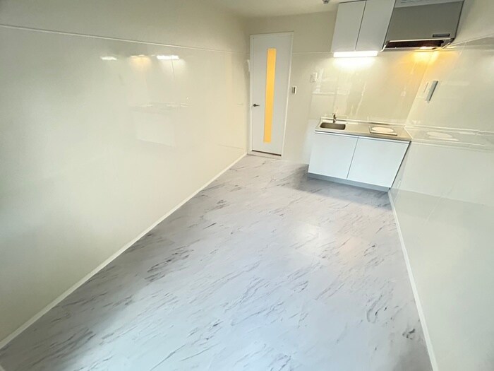 物件内観写真12　(居室)