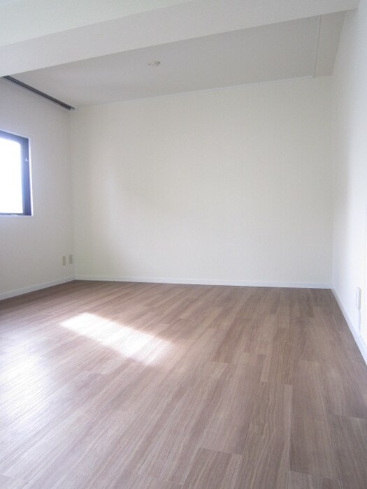 物件内観写真14　(居室)