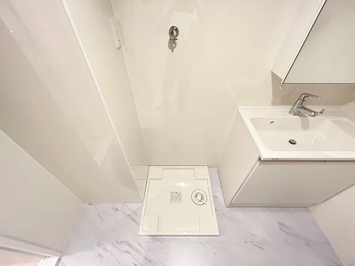 物件内観写真17　(洗濯機置場)