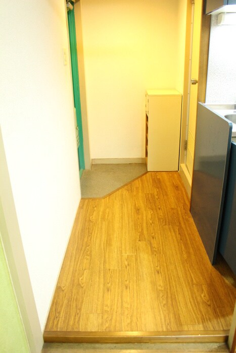 物件内観写真18　(廊下)