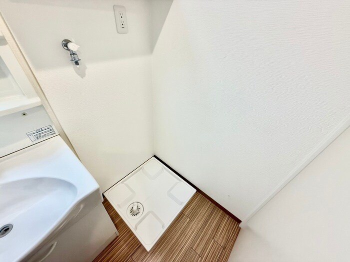 物件内観写真19　(洗濯機置場)