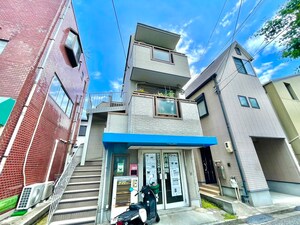 上田ビル外観写真