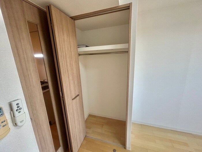 物件内観写真13　(収納)