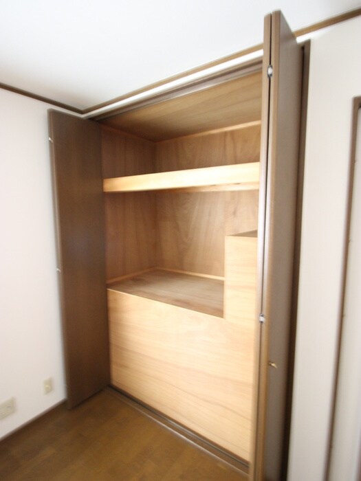 物件内観写真18　(収納)