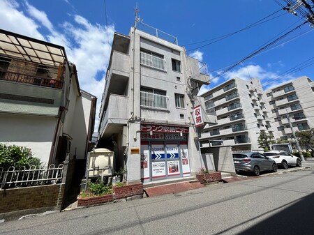 東鶴マンション外観写真