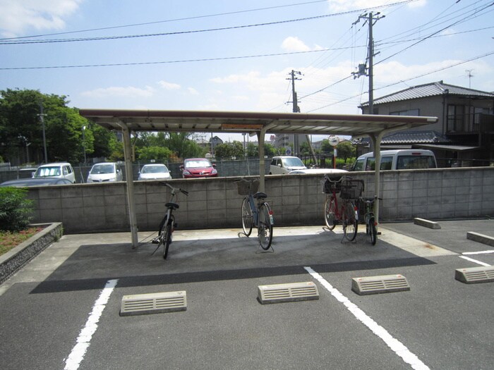 物件外観写真3　(外観写真)