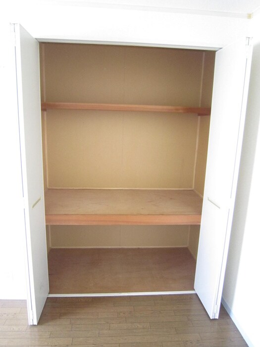 物件内観写真13　(収納)