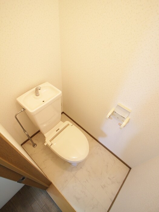 物件内観写真13　(トイレ)