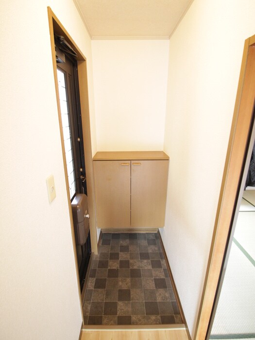 物件内観写真15　(玄関)