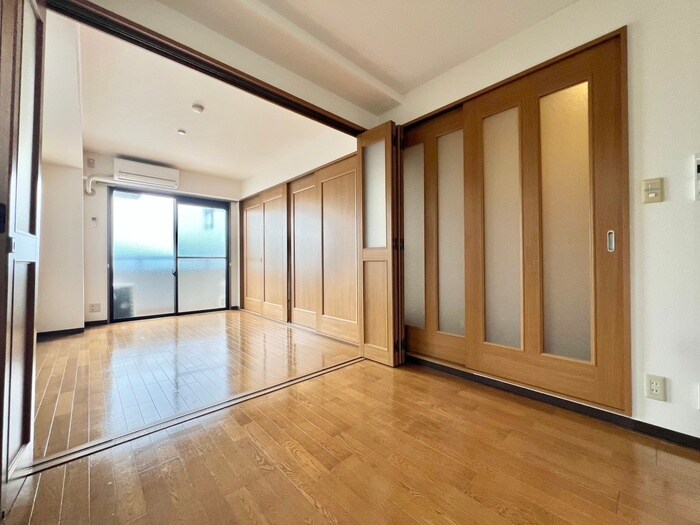 物件内観写真9　(居室)