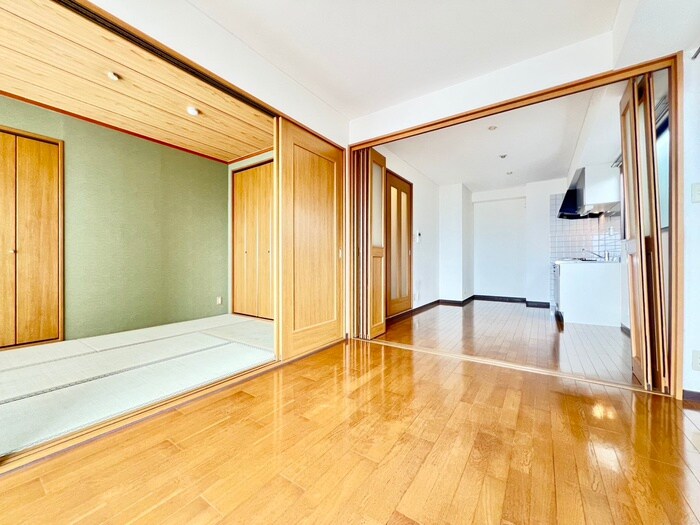 物件内観写真10　(居室)