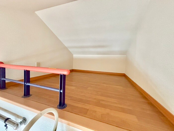 物件内観写真9　(ロフト)