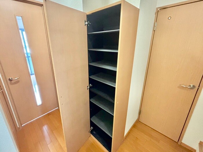 物件内観写真20　(靴箱)