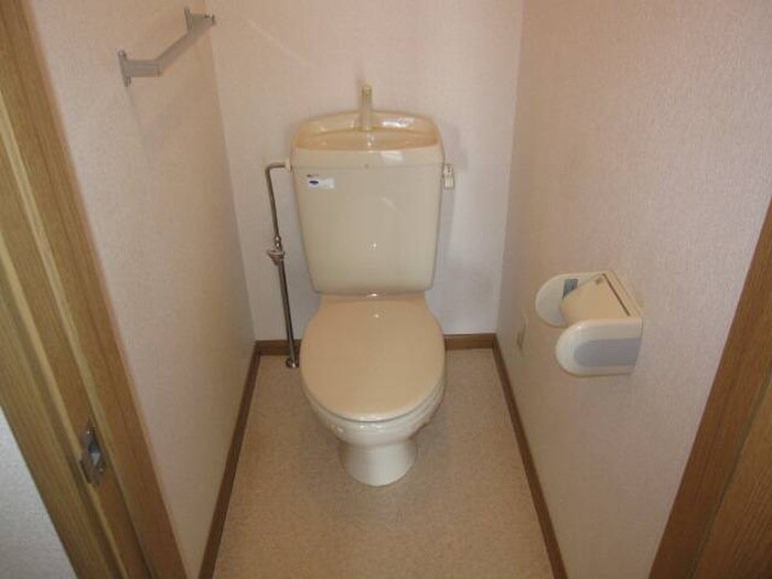 物件内観写真9　(トイレ)