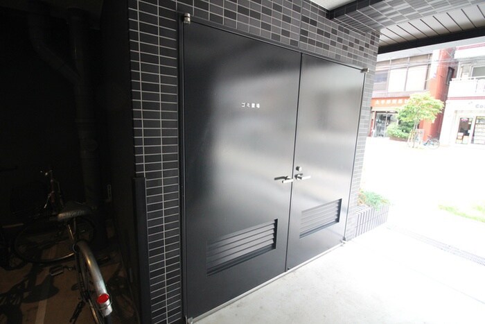 物件外観写真6　(建物設備)