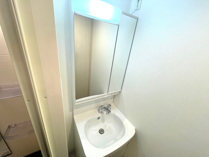 物件内観写真12　(洗面)