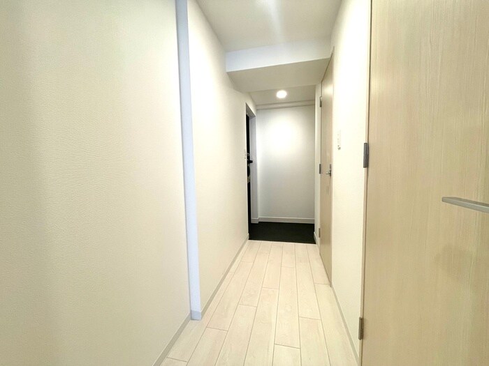 物件内観写真13　(廊下)