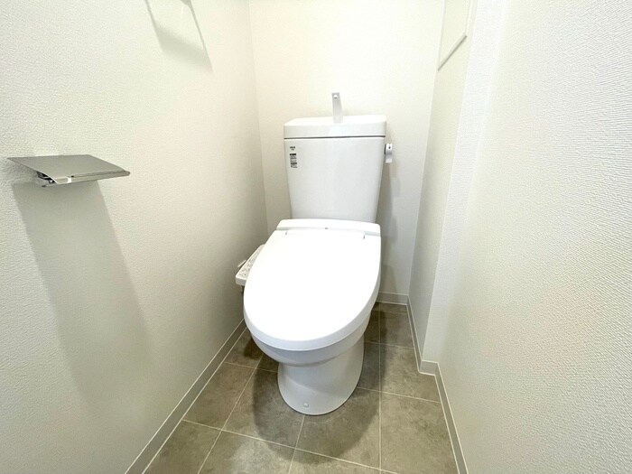 物件内観写真14　(トイレ)