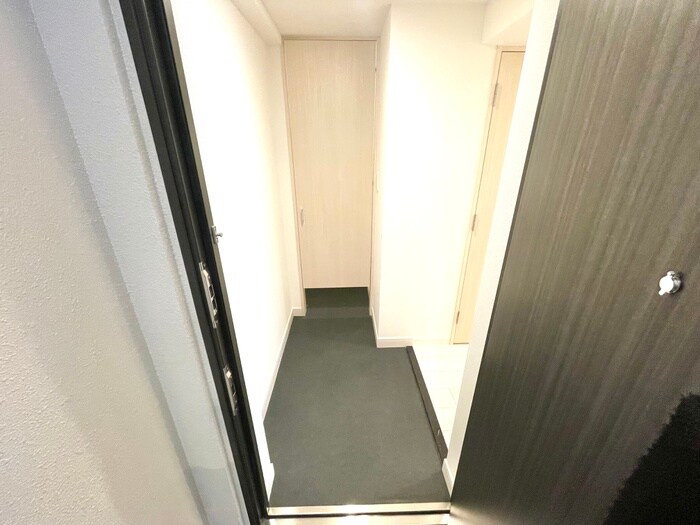物件内観写真15　(玄関)