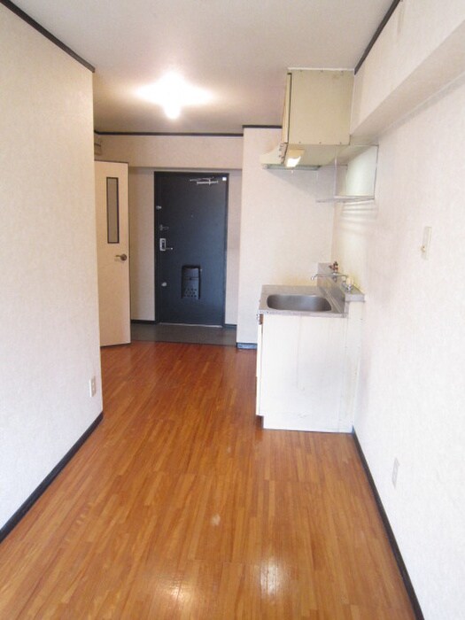 物件内観写真8　(居室)