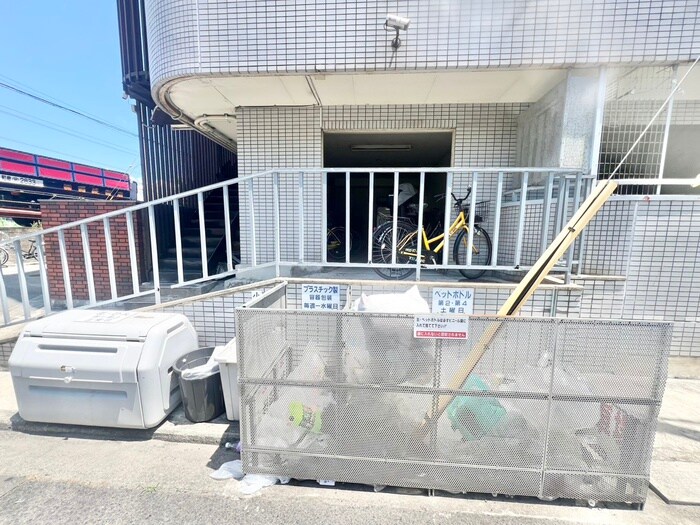 物件外観写真6　(建物設備)