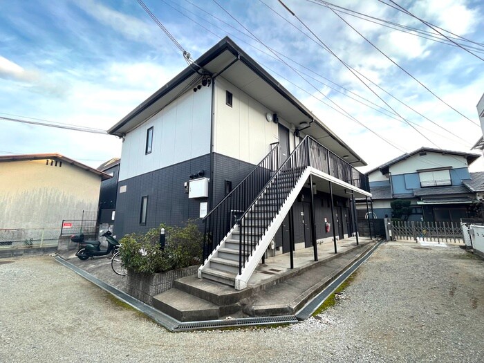 物件外観写真1　(外観写真)