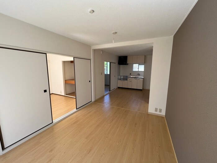 物件内観写真9　(居室)