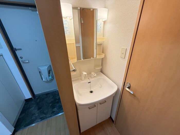 物件内観写真12　(洗面)