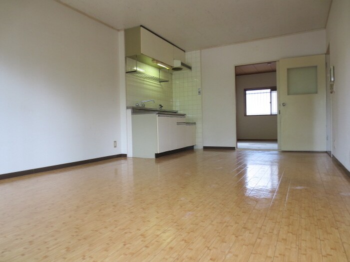 物件内観写真8　(居室)