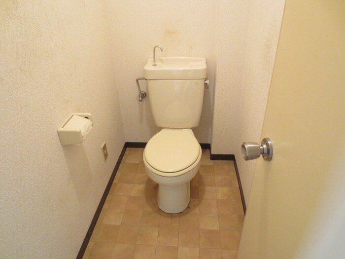 物件内観写真15　(トイレ)