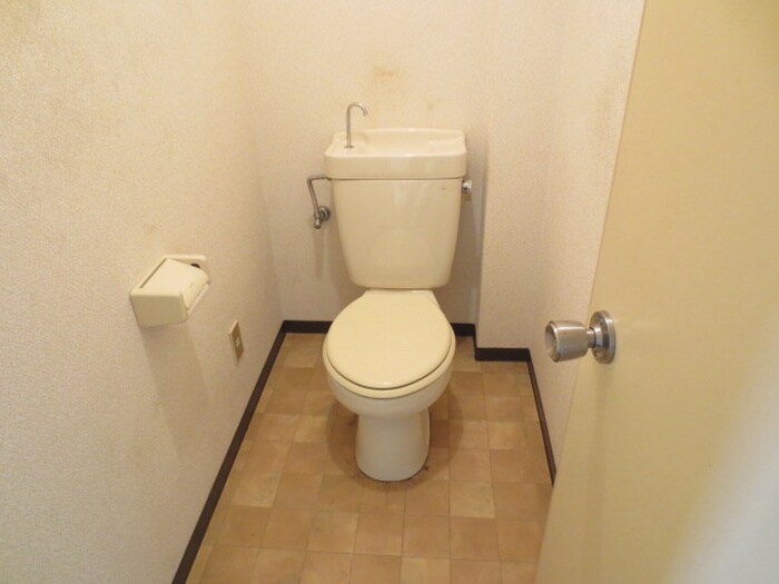 物件内観写真15　(トイレ)