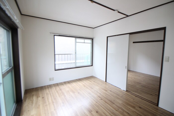 物件内観写真12　(居室)