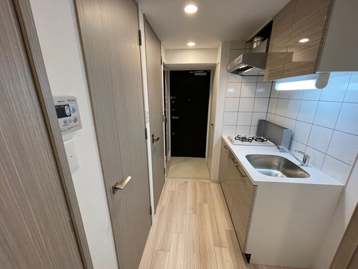 物件内観写真11　(廊下)