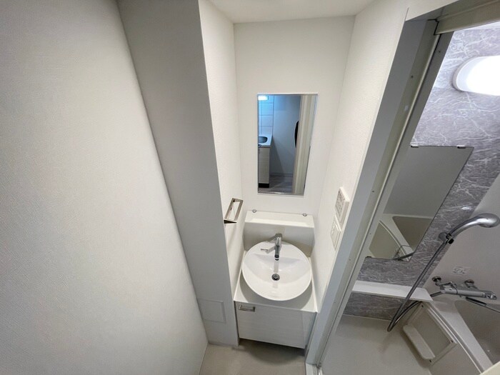 物件内観写真13　(洗面)