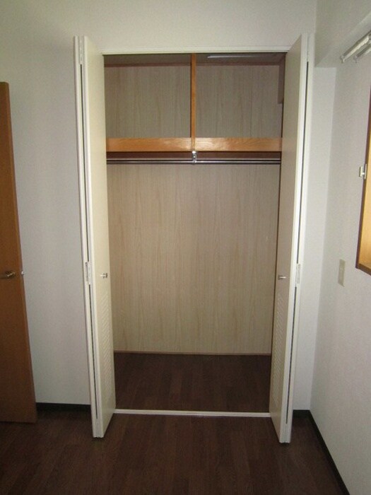 物件内観写真9　(収納)